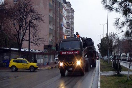 Askeri sevkiyat sürüyor