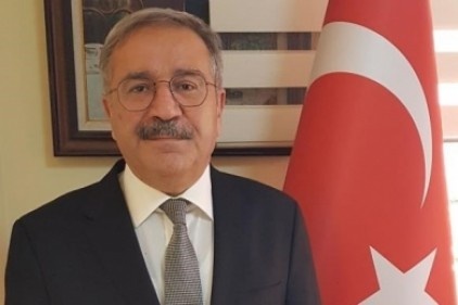 Askeri ya da sivil her türlü darbeye karşı kararlı duruş devam edecek
