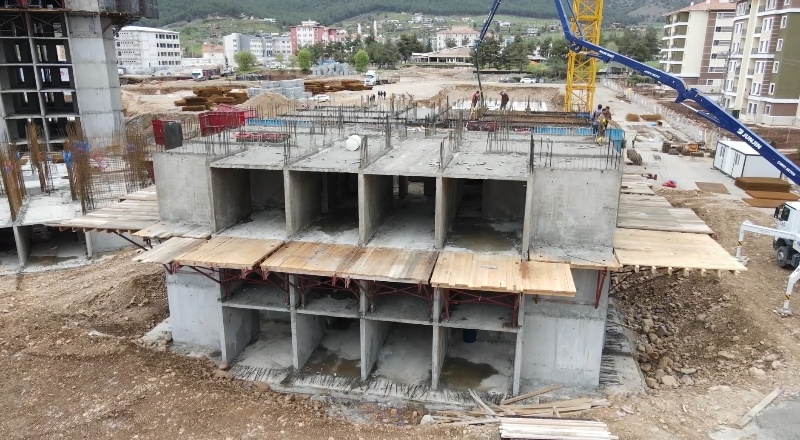 ”Asrın felaketinden, 15 gün sonra ilk sözleşmeleri imzaladık,46. günde ilk temelleri attık”