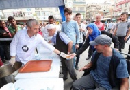 Aşure ikramları devam ediyor