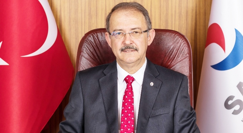 Atatürk, kendini milletinden ayrı düşünmeyen biriydi