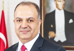 Atatürk’ü unutmamak fikirlerini, ilke ve inkılaplarını yaşatmakla mümkündür