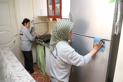 Ateş çiftinin evdeki tüm ihtiyaçları karşılandı