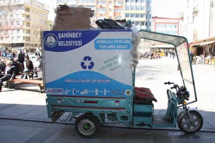 Atıklar ekonomiye katkı sağlıyor