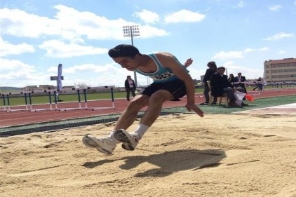 Atletizm Yarı Final müsabakalarına Hakkarili sporcular damga vurdu