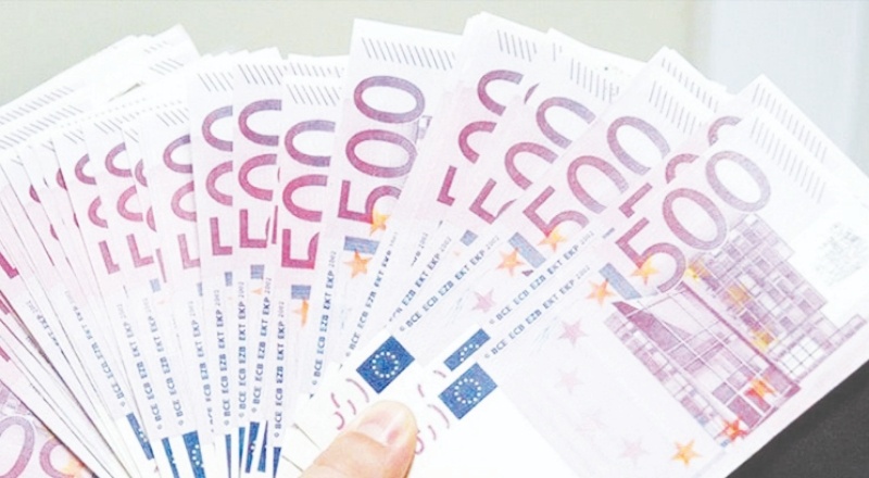 Avro, 10 TL'nin altını gördü!