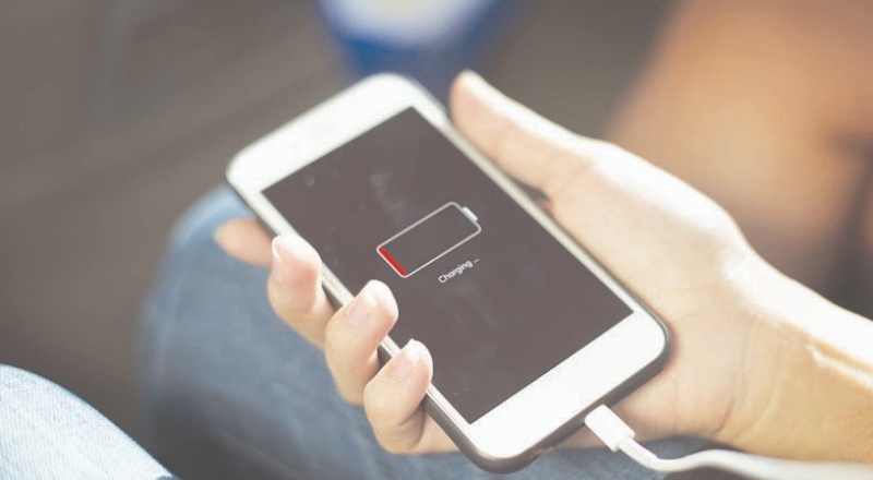 Avrupa Komisyonu, tek tip şarj aleti tasarımı için yasa taslağı hazırlıyor