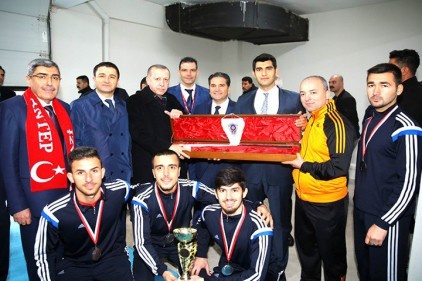 Avrupa Şampiyonlarına sevgi seli