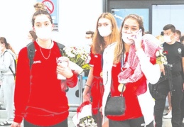 Avrupa Şampiyonu milliler yurda döndü