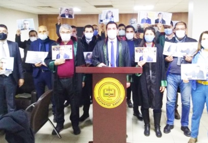 Avukatlar, hedefte ve tehdit altında