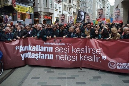 Avukatlar Yargıtay&#8217;a yürüyecek