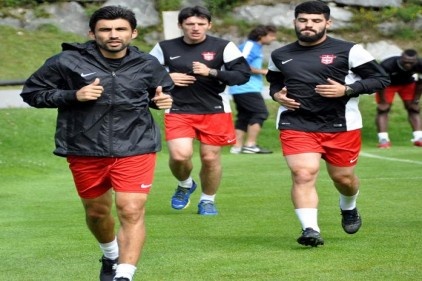 Avusturya&#8217;da sabah-akşam antrenman