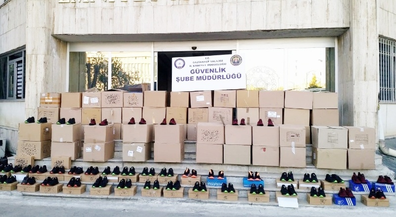 Ayakkabıda taklit vurgununa polis engeli