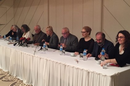 Aydınlar demokratik Anayasa için çağırıyor 
