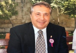 Aykut Tuzcu’nun, Tarsus ve Talas Amerikan Koleji’nden arkadaşlarının onun ardından paylaşımları