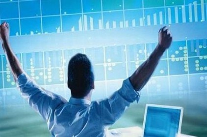 Aylık en yüksek reel getiri BIST 100 Endeksi&#039;nde oldu