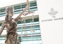 "AYM kararına uymayan hâkimlere disiplin suçu" düzenlemesi