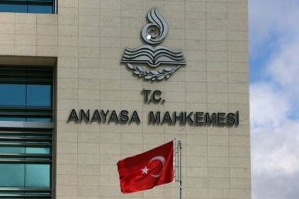 AYM&#039;ye 7 senede 233 bin başvuru yapıldı