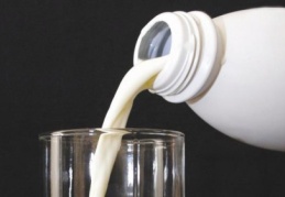 Az yağlı süt, inmeye karşı koruyor