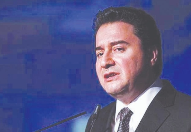 Babacan: Normal bir ülkede yargı re'sen harekete geçer