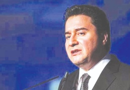 Babacan: Ülke tam bir bataklığa gömülüyor