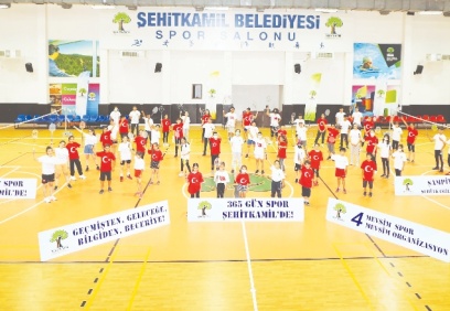 Badminton Kupası, 8 farklı kategoride 153 lisanslı sporcunun katılımıyla yapıldı