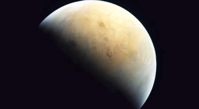 BAE'nin Mars sondasından ilk fotoğraf geldi