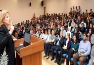 ''Bağımlılıkla Mücadele" konferansı verildi