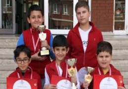 Bahar Satranç Turnuvası’nda il üçüncüsü oldu