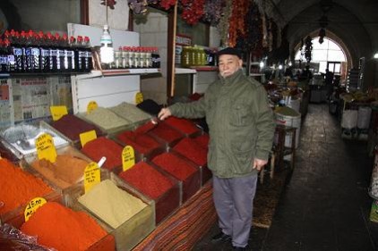 Baharatçı esnafının yüzü gülüyor