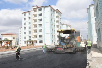 Baharın gelişiyle birlikte asfalt sezonu da açıldı