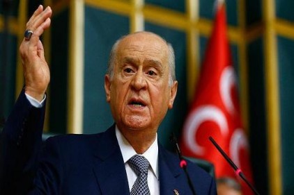 Bahçeli&#039;den Hükümete: Çaycıyı çorbacıyı bırakın yılana, çyana bakın 