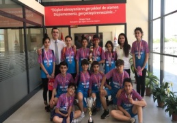 Bahçeşehir Koleji atletizmde il birincisi oldu 