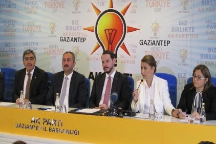 Bakan Albayrak: “15 Temmuz’dan sonra Türkiye ve AK Parti'de siyaset değişti”