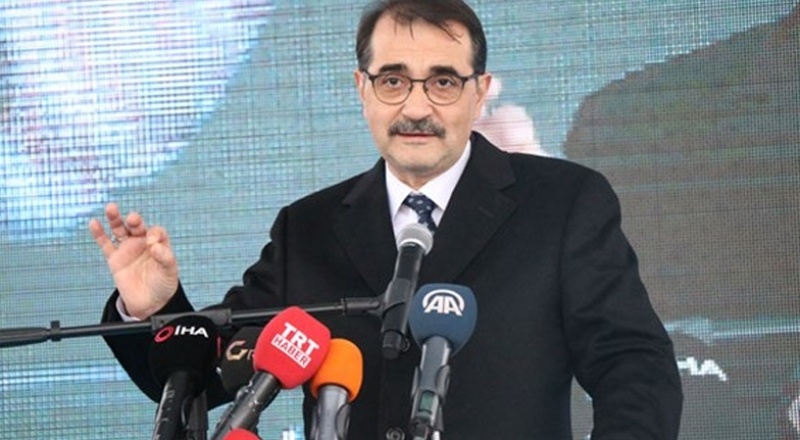 Bakan Dönmez: Karadeniz gazı iletim hattına verildi