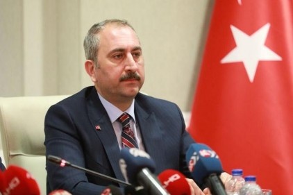 Bakan Gül: Karantinaya uymamak suçtur 