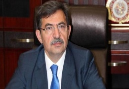 Bakan İdris Güllüce: '2015 seçimleri çok çok önemli'