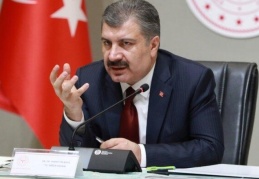 Bakan Koca: Taburcu ettiğimiz hasta kadar yeni hasta yatırıyoruz