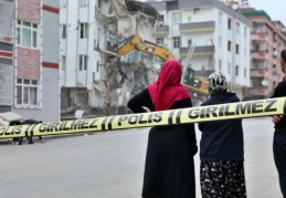 Bakan Kurum: 227 bin 27 bina yıkık veya ağır hasarlı