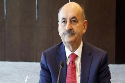 Bakan Müezzinoğlu: &#039;Memurluk tapulu mal olmayacak&#039;