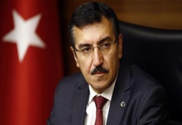 Bakan Tüfenkçi, Topçuoğlu’nu kutladı