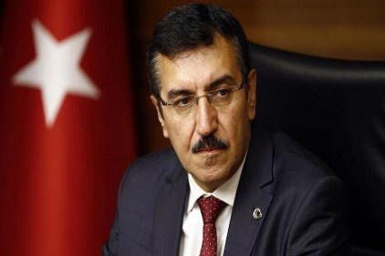 Bakan Tüfenkçi, Topçuoğlu&#8217;nu kutladı