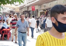 Bakan uyarıyor, Gaziantep uymuyor