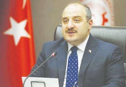 Bakan Varank'ın yanına gelen sanayiciye söylediği sözler tepki çekti