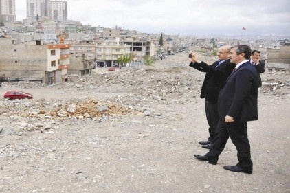 Bakan&#8217;dan Tahmazoğluna övgü