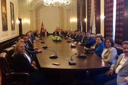 Bakanlar&#8217;a hayırlı olsun ziyareti yaptılar