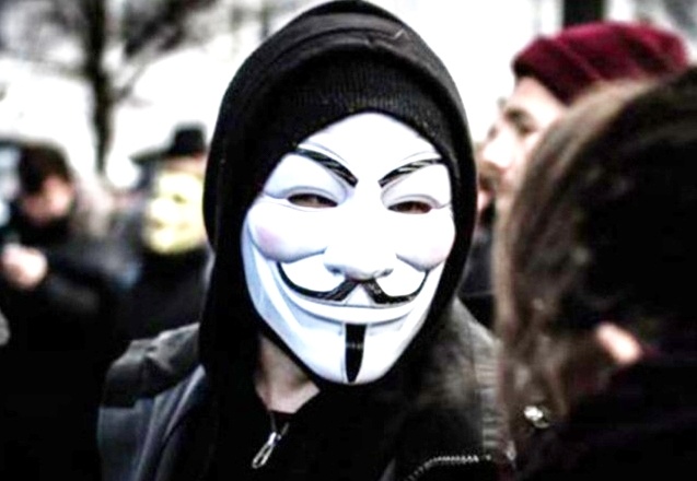 'Bakanların T.C. ve telefon numaraları ifşa edildi'