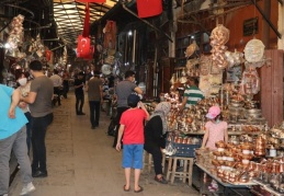 Bakırcılar Çarşısı, 17 gün sonra yeniden canlandı