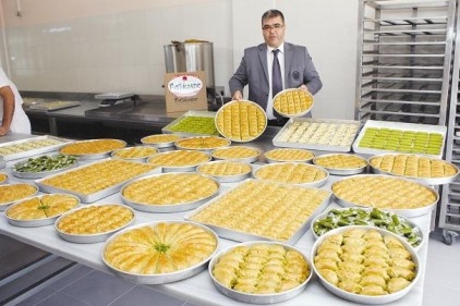 Baklava imalathaneleri, Türkiye&#8217;ye çalışıyor