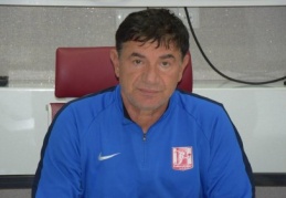 Balıkesirspor Baltok Teknik Direktörü Giray Bulak: Sorunlarımız var, bunu şehrin bilmesi lazım